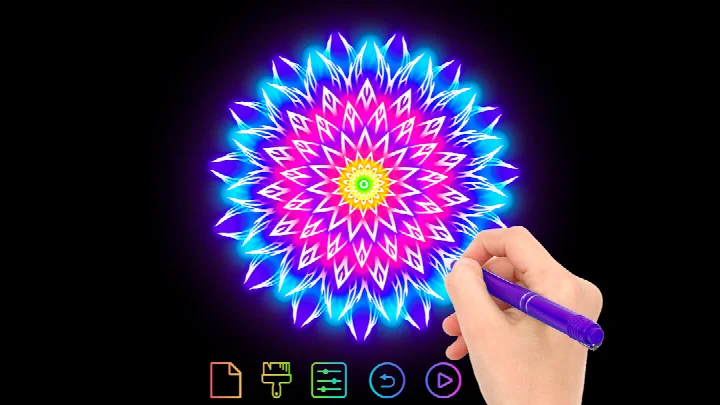 Screen for doodling on a selected photo, with brushes and tools over a camera image.